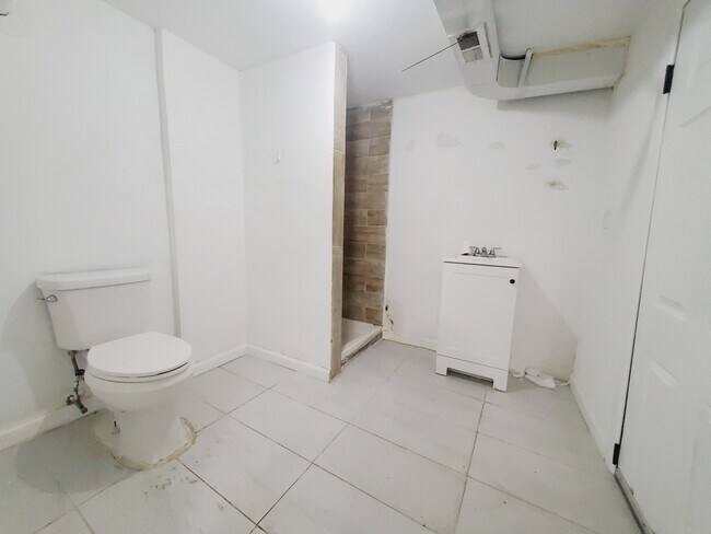 Photo - 227 Wegman Pky Unit Basement