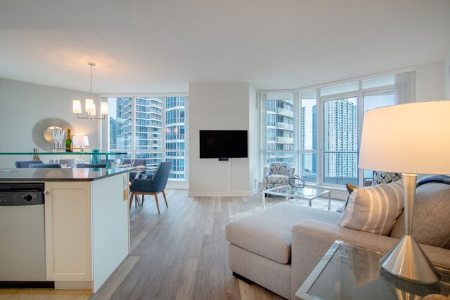 Building Photo - 6 York St Unit SI FL19-ID1034610P