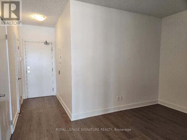 Photo - 99 The Donway W Unit 701