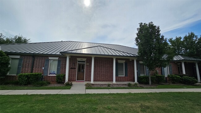 Building Photo - 4501 Cartwright Rd Unit 906 Rental