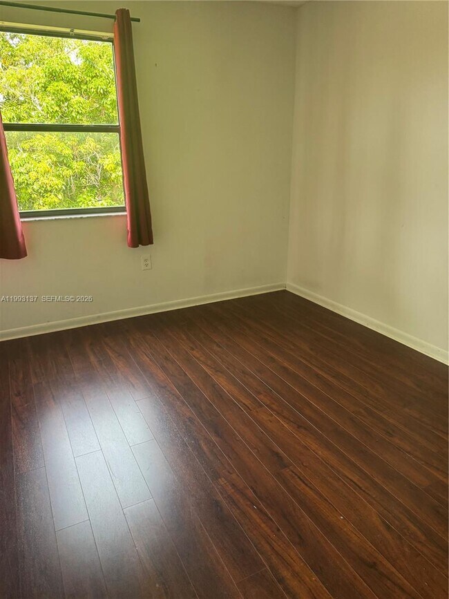 Photo - 10233 NW 9th St Cir Unidad 210-1