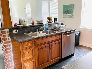 Photo - 1501 Harwich Dr