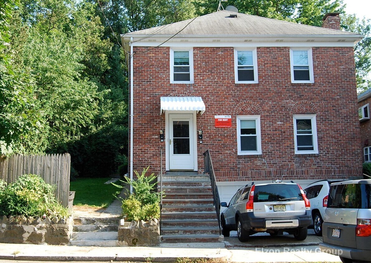 Photo - 93-95 Undine Rd (Boston, MA)