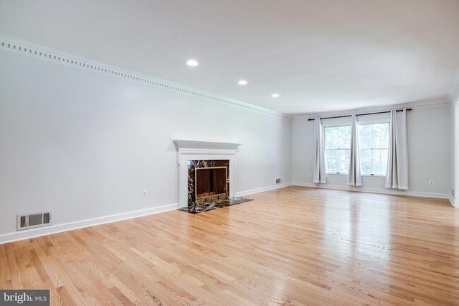 Photo - 8500 Brook Rd