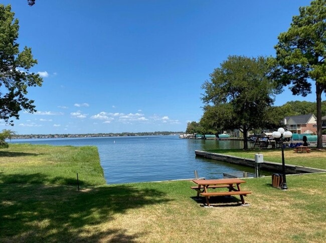 Photo - 3900 Aspen Dr Unit C104