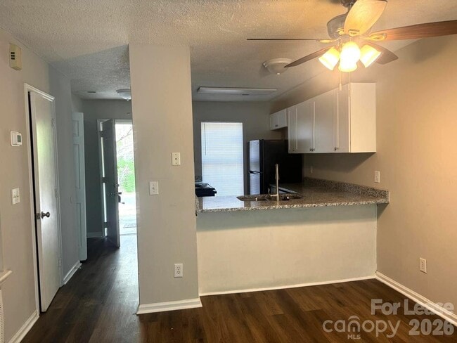 Photo - 3912 Briarhill Dr