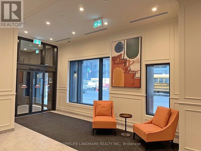 Photo - 180 Front St E Unit 1805