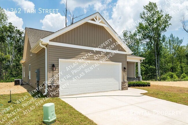 Photo - 4342 Tari St