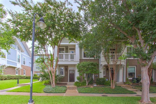 Photo - 1862 Summit Ave