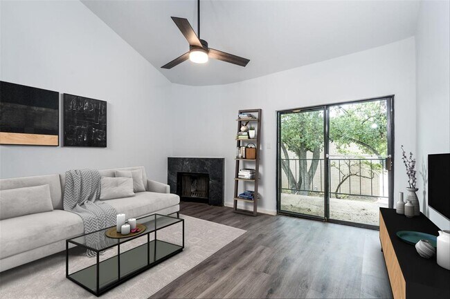 Photo - 10811 Richmond Ave. Condo Unit 109