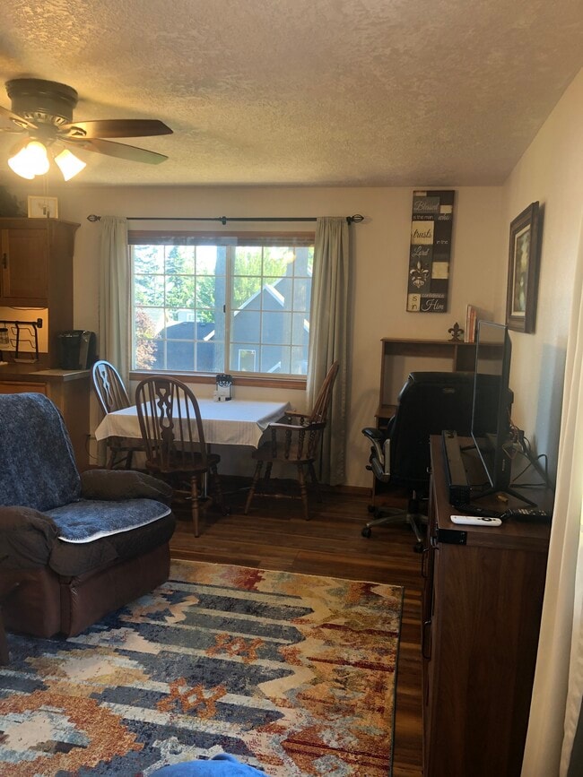 Photo - 952 NW 23rd Ave