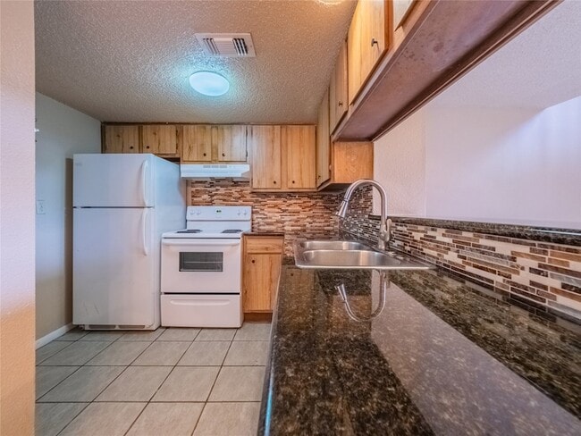 Photo - 1500 Bay Area Blvd Unidad 138 Rental