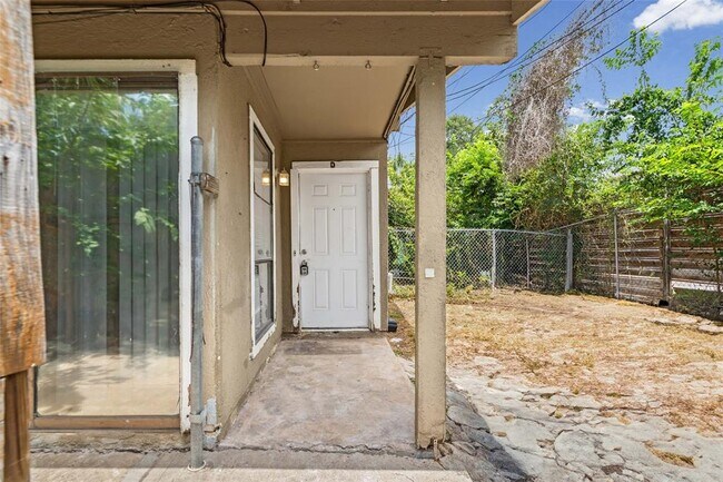2809 Parker Ln
