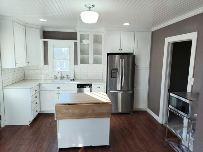 Photo - 401 Cleveland Ave