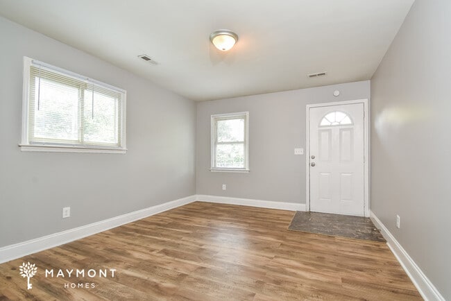 Photo - 1 Pyracantha Ct