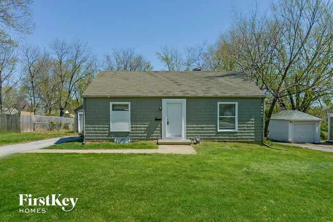 Photo - 7620 Sni a Bar Rd House