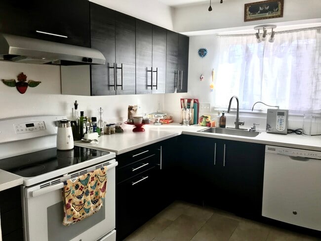 Photo - 301 N Grant Ave