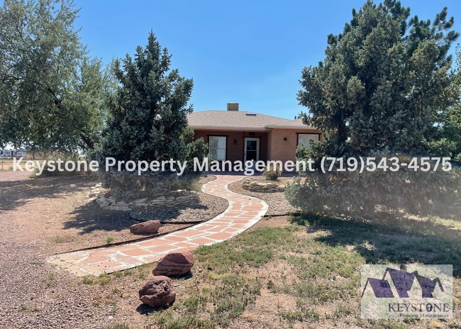 Building Photo - Horse Property with Corrals/Stables - 3 Be... Rental