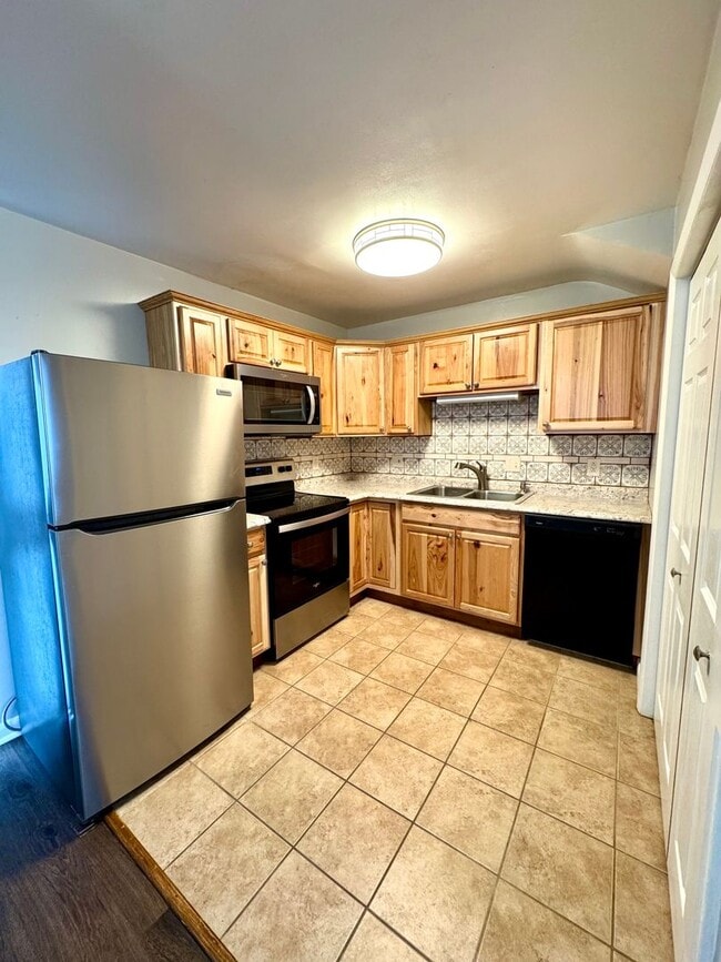 Photo - Charming 2 Bedroom Townhouse in New Market