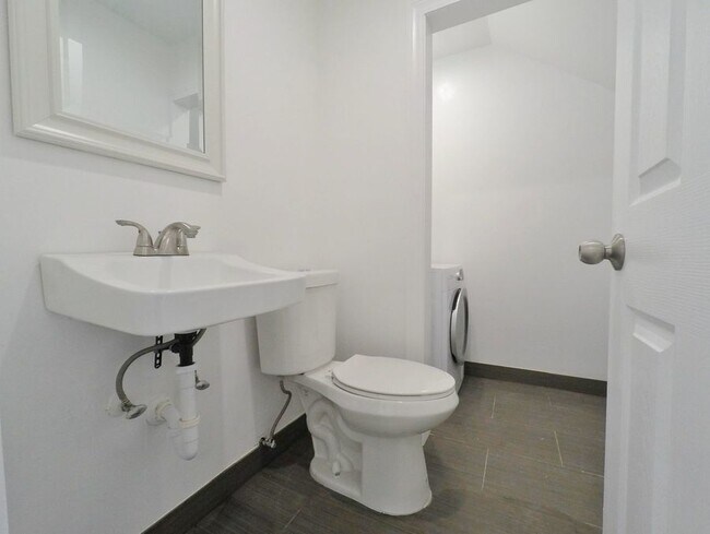 Photo - 5927 Idaho St Unit 03