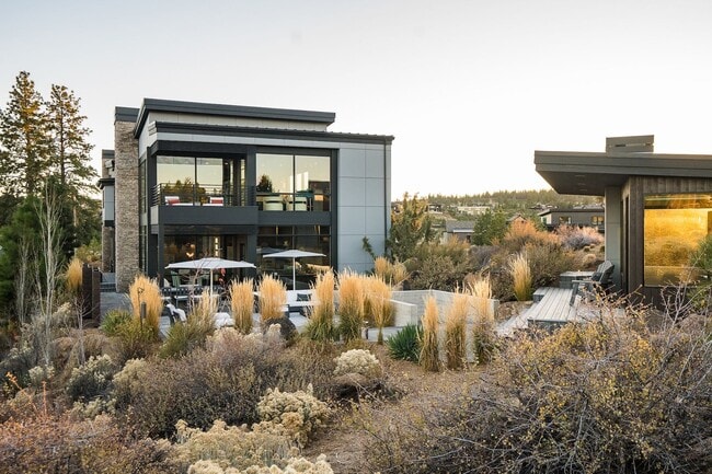 Photo - Contemporary Fully Furnished Four Bed Four Bath Masterpiece in Tetherow
