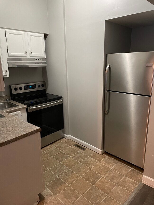 Photo - 5154 Waterman Blvd Unit REAR - B