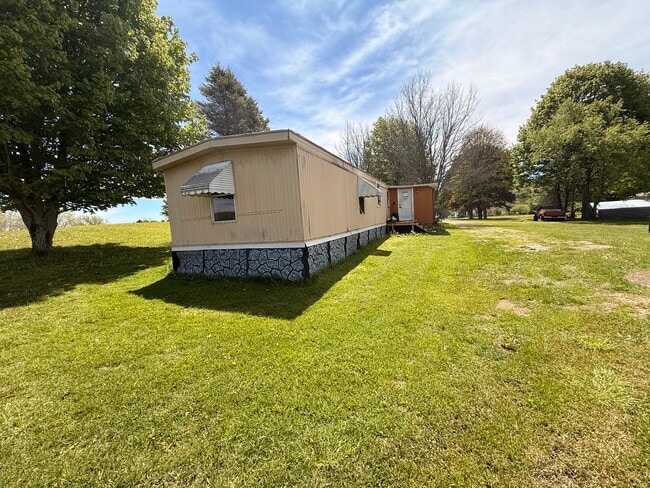 702 Sedgwick Rd