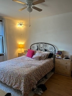 front bedroom - 1826 C St SE Unit 1