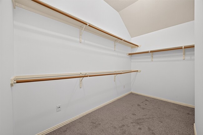 Photo - 11915 Lois Ln Dr