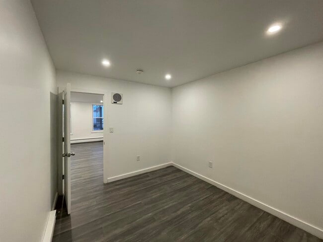 Photo - 516 Paterson Plank Rd Unit 2R