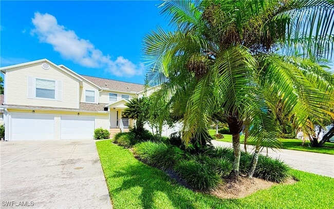 Building Photo - 1590 Trafalgar Ln Unit B201