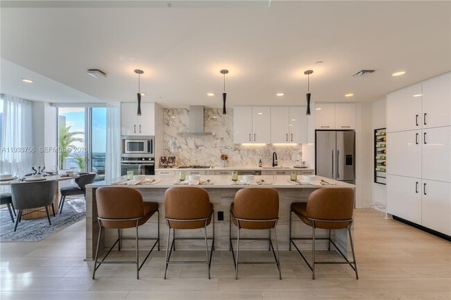 Photo - 333 N New River Dr E Unit 3208