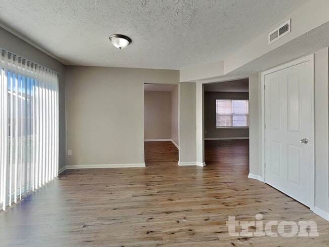 Photo - 8146 Birchfield Dr