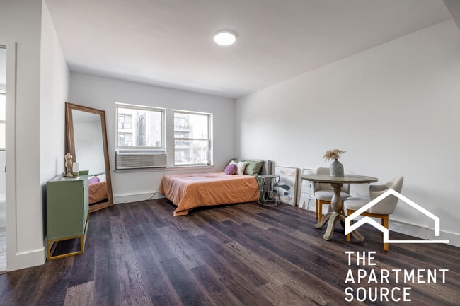 Photo - 1555 W Hollywood Ave Unit 313