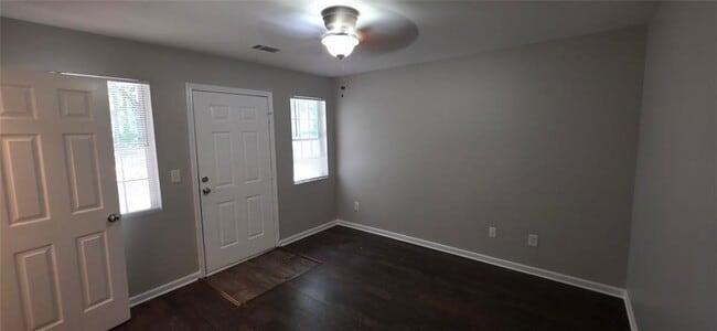 Photo - 716 Jackson Park Ln NW