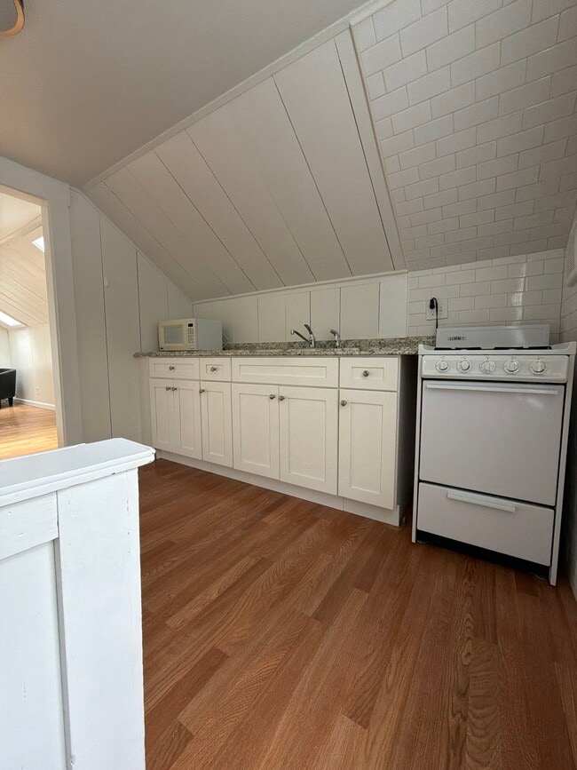 Photo - 50 Lyng St Unit 2