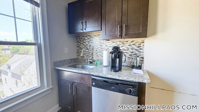 Photo - 2971 Washington St Unidad 3