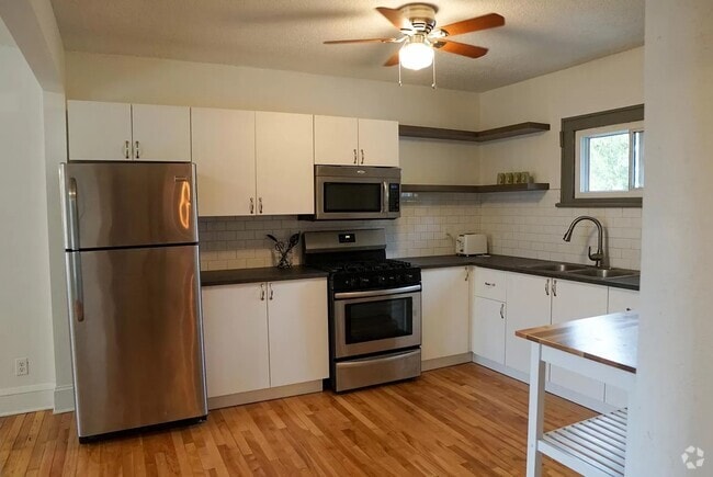 Building Photo - 3101 Central Ave NE Rental
