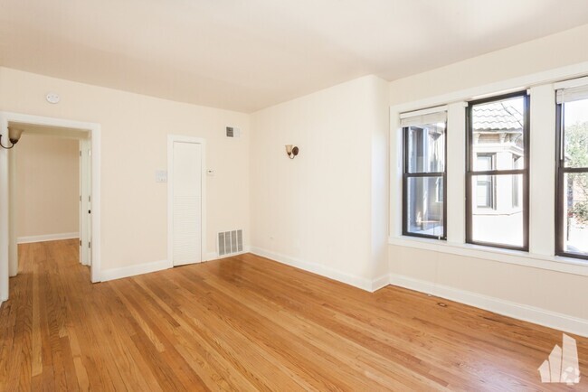 Building Photo - 4036 N Ashland Ave Unit # 0S1 Rental