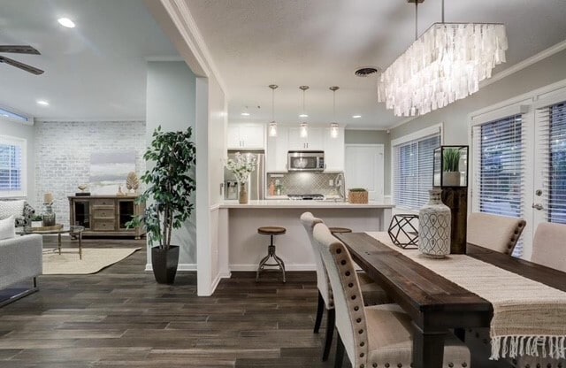 Photo - 6022 Woodbrook Ln House