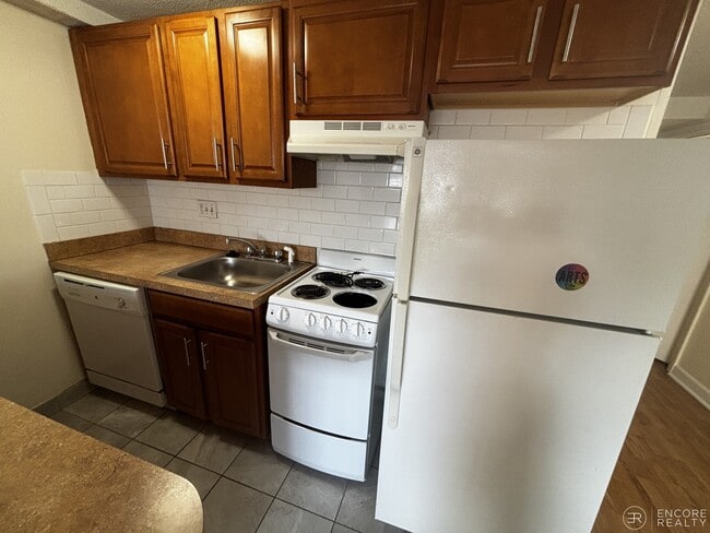 Photo - 90 Gardner St Unit 3B