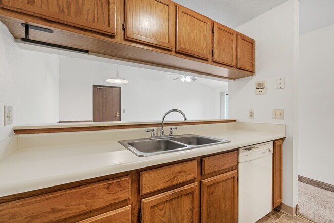 Cascade - 2 habitaciones / 1 baño - 900 pies cuadrados - Jordan Creek and Mills