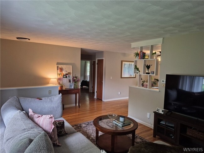 66 Landau Dr