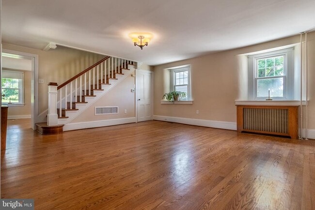 Building Photo - 110 Lyndell Rd