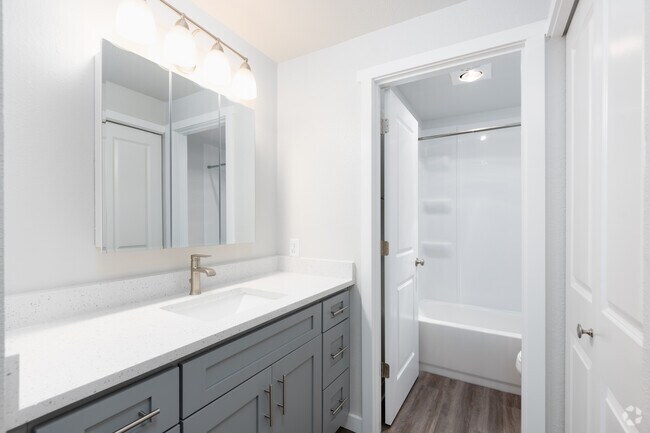 3BD, 2BA - 1,151SF - Bellwether Apartments