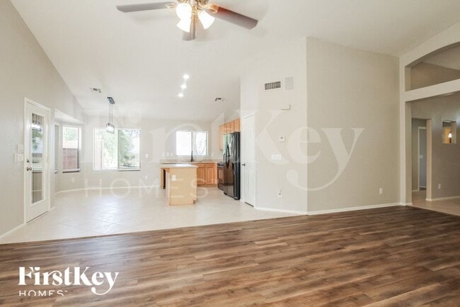 Photo - 12393 W Hopi St