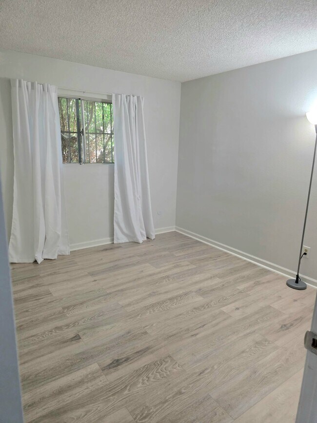 Photo - 2424 Sumac Dr Unidad 2424