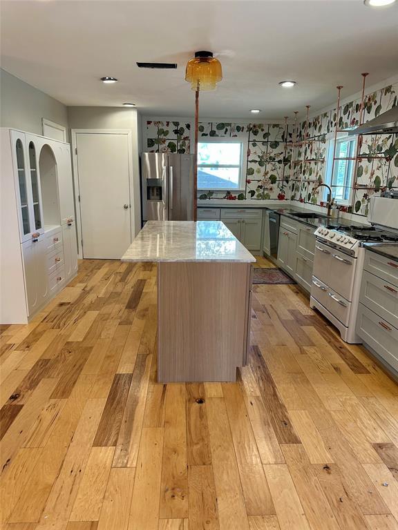 Photo - 2507 East Side Dr