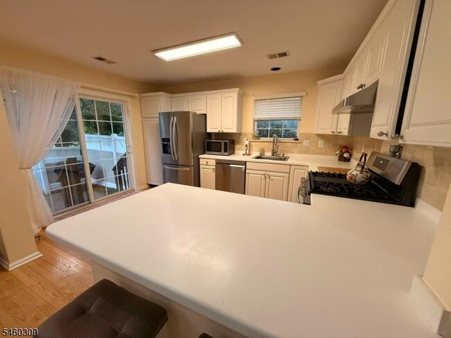 63 Dorchester Dr