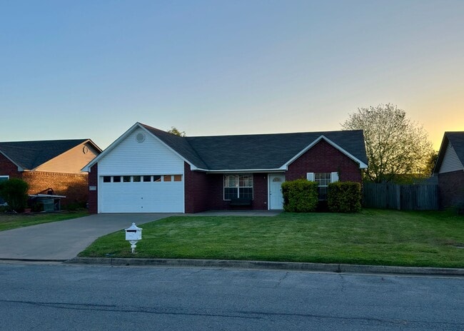 Building Photo - 700 S.39th Street-